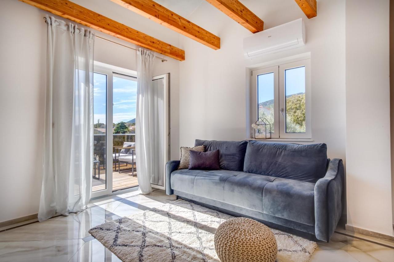 Lucica 360 Sea View
